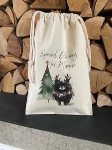 Bolsas de regalo personalizadas para perros de Navidad y sacos de Papá Noel - Diseño Pomerania Maxine - Imagen 1 de 2