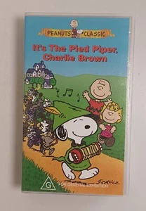 Peanuts Classic: It’s The Pied Piper Charlie Brown Paramount VHS Video Tape - Picture 1 of 4