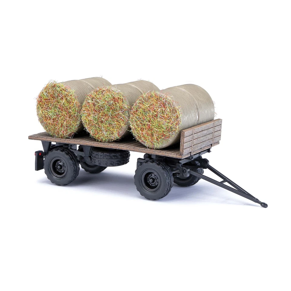 BUSCH 53018 Scala HO Rimorchio a due assi con balle di paglia - Immagine 1 di 1