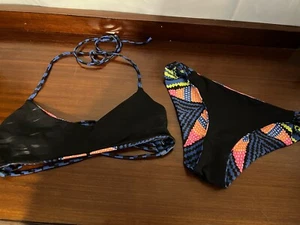 Bikini reversible Mara Hoffman azul negro talla M - Imagen 1 de 9