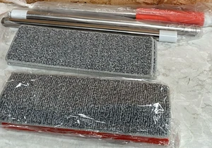 Profi Fensterreinigungsgerät mit ausziehbarer Stange 2 in 1 Reinigungswerkzeug - Bild 1 von 8