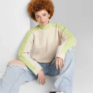 Neu mit Etikett Wild Fable Damen XS kurz geschnittener Pullover mit Stehkragen creme neongrün geometrisches Muster - Bild 1 von 9