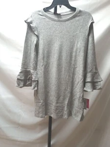 IZ BYER Grey Sweater Womens Size Large With Necklace NWT MSRP $52 - Picture 1 of 9