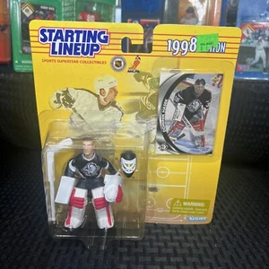 1998 NHL Starting Lineup Dominik Hasek Buffalo Sabres Action Figure Kenner - Picture 1 of 6