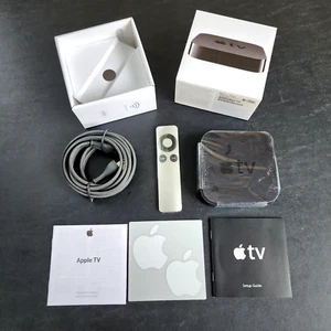 Apple TV 2a generazione modello A1378 con telecomando e cavo alimentazione testata e funzionante - Foto 1 di 4