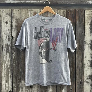 Camiseta de Colección Años 80 Michael Jordan Desafía La Ley de la Gravedad Para Hombre Hecha en EE. UU. - Imagen 1 de 10