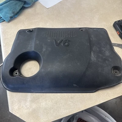 Cubierta del motor Kia Optima Rondo 2008-2010 2,7 L V6 E4601 DG1 OEM Foto 1 de 3