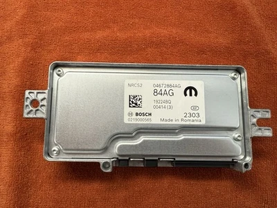 MÓDULO MOPAR OEM. Park Assist. Número de pieza: 04672884AH Foto 1 de 4