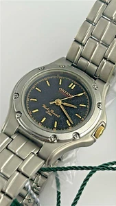 Orologio Orient Titanio Donna Quarzo 26mm Sport Funzionante Japan Nuovo - Foto 1 di 3