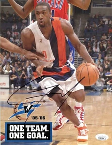 ~ GILBERT ARENAS Authentic Hand-Signed "WIZARDS" 8.5x11 Program Photo (JSA COA) - Picture 1 of 2