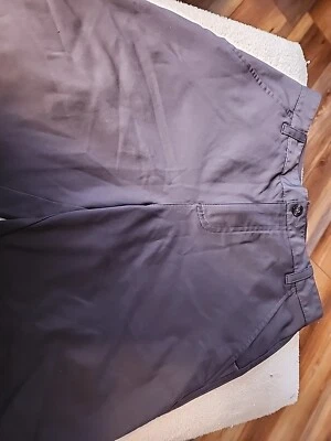 Fila 短裤男孩尺寸 10/12 聚酯纤维运动休闲灰色 — 第 1/4 张图片