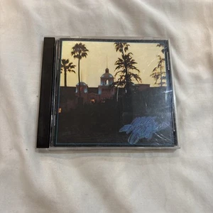 Hotel California by Eagles (CD, 1976, Asylum Records 103-2) - Foto 1 di 4