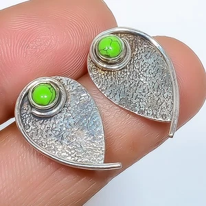 Grün Türkis versilbert große Tribal Ohrstecker 0,78" E6095-11 - Bild 1 von 3