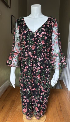 Adrianna Papell Embroidered Floral  Dress w 3/4 Bell Sleeves US Women's 14 - Image 1 of 4