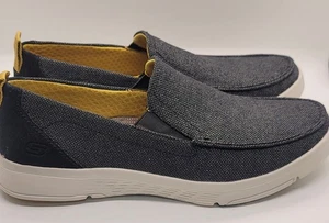Mocasín informal de espuma viscoelástica refrigerado por aire calce clásico Skechers para hombre talla 10 - Imagen 1 de 9