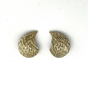 Vintage BSK Gold Tone Textured Half Moon Clip On Earrings - Picture 1 of 3