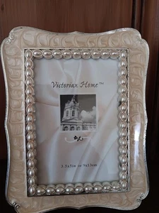 Victorian Home Frame 3.5"x5" - Picture 1 of 5