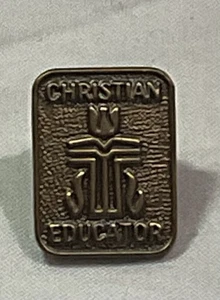 Vintage Christian Educator Lapel Pin Hat Pin  Lanyard Tie Tack - Picture 1 of 3