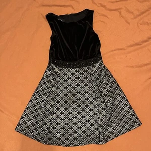 BCX Dress Girls Size 10 Zip Up Black Sleeveless Fully Lined - Picture 1 of 11