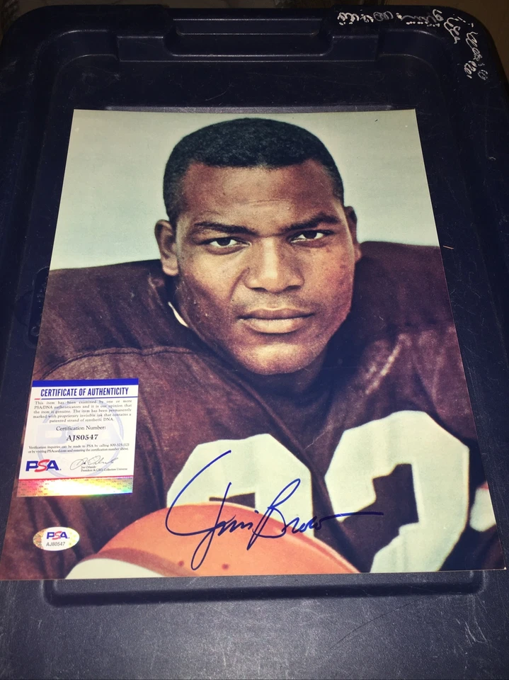 Jim Brown HOF  Cleveland Browns Signed  11x14 Photo  PSA DNA - Image 1 of 1