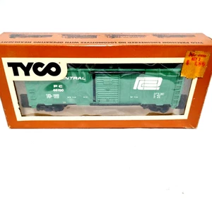 Tyco HO Scale Box Car Penn Central PC 46150 Vintage Green White Model Train - Picture 1 of 24