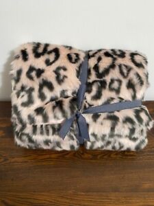 Pottery Barn-Emily Meritt Pink Leopard Throw Blanket 45   x 60  