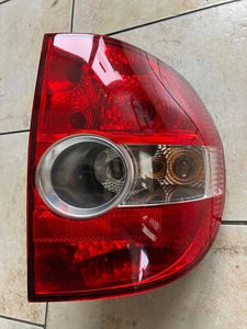 VW Fox 5Z Bj.2008 orig. ARTEB Rücklicht rechts + Stecker - Bild 1 von 15
