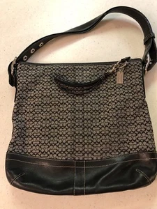 Authentic Coach Handbag Black Adjustable Strap  Very Good Condition - Picture 1 of 8