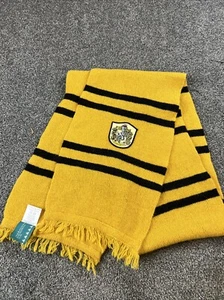 Wizarding World of Harry Potter Scarf Hufflepuff Yellow Wool Hogwarts House - Picture 1 of 8