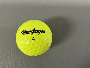 Macgregor 4 UFO Golf Ball - Picture 1 of 3