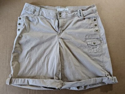 Fashion Bug Women Tan Khaki Shorts Tag Size 18W - Image 1 of 4