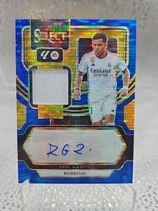 2023-24 Panini Select La Liga - Autographed Memorabilia #AM-R Rodrygo (AU, MEM) - Picture 1 of 2