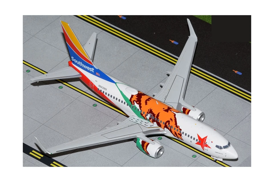GeminiJets G2SWA1010 Southwest Airlines Boeing 737-700 California One N943WN;... Foto 1 de 1