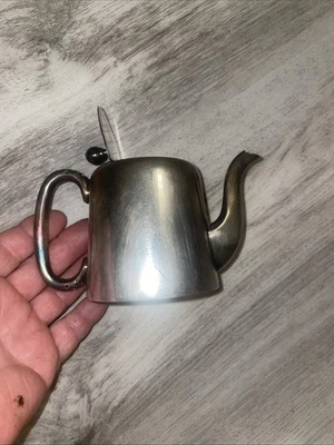 Antigua tetera de metal EPNS - Hecha en Sheffield de 1900-1920 (Peso: 500 g) Foto 1 de 4