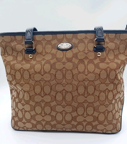 Borsa a tracolla Coach Outline Signature beige marrone media pelle tela