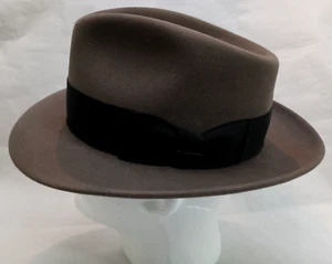 Vintage Stetson Royal DeLuxe Fedora Men's Hat - 7 1/8 - Brown - Picture 1 of 7