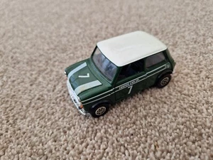 CORGI CLASSICS 1/36 GREEN MINI COOPER + WHITE ROOF #7 RALLY DIECAST MODEL CAR - Picture 1 of 3