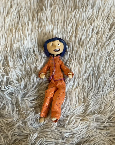 OrigInal Coraline Figure 7" NECA Pajamas Laika 2008 Cover