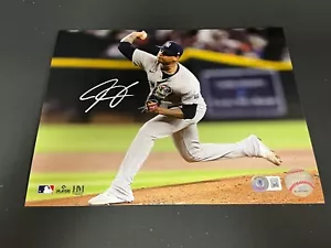 Luis Gil New York Yankees Autographed Signed 8x10 Beckett Witness Hologram /. - Picture 1 of 1