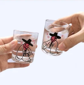 Drunken Seonbi Guy Color Changing Cup SET Soju Sake Alcohol Shot Glass Gifts - Picture 1 of 9