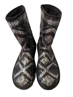 Botas de lentejuelas Justice SPARKLY talla 8 grandes niñas jóvenes negras y plateadas para mujer Foto 1 de 4