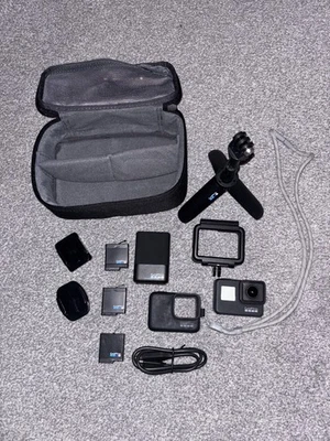 GoPro HERO7 Black AC Camera 4K HD 12MP Live Streaming Stabilisation With Shorty - Image 1 of 3