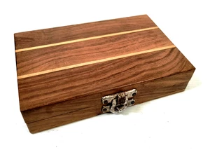 Vintage Miniature Travelling Pocket Chess Set Small Clasped Wooden Box - Picture 1 of 9