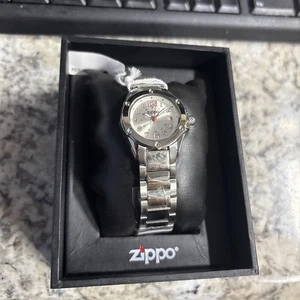 Zippo Ladies Modern Stainless Steel Wristwatch Red Details 30mm 45024-RG - Picture 1 of 6