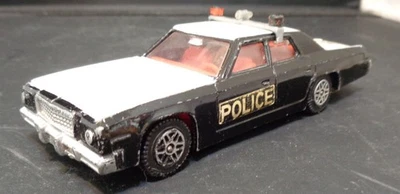 Coche de policía vintage Plymouth Gran Fury No. 244 por DINKY TOYS Hecho en Inglaterra! WoW Foto 1 de 4