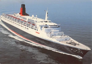 Postcard Ship: Queen Elizabeth II, Cunard, Cruise Ship 4x6 Posted 1990 France - Picture 1 of 2