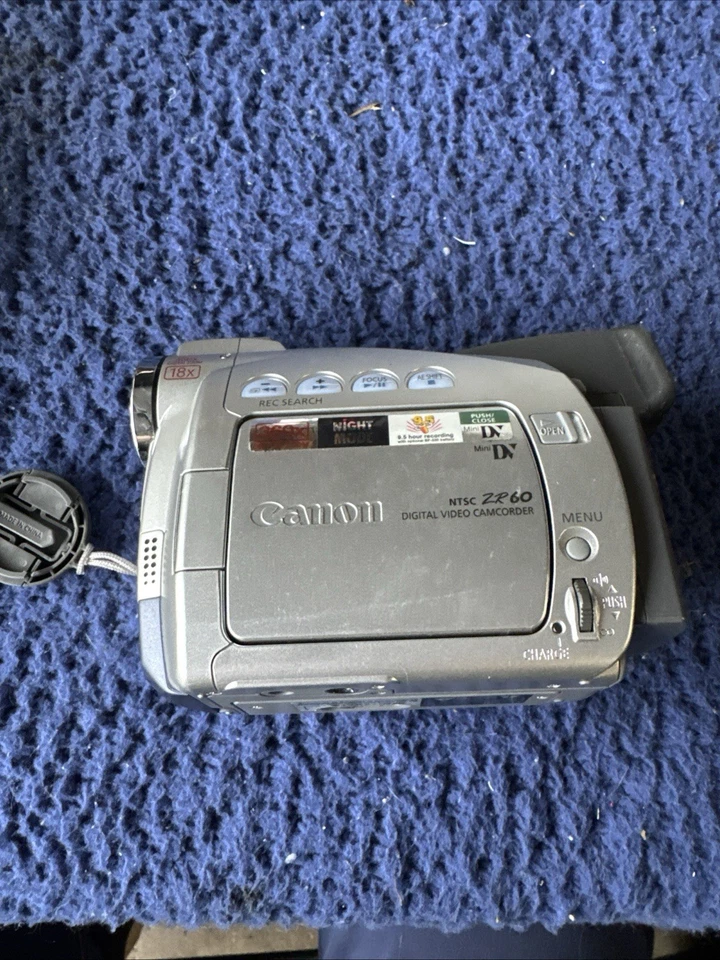Canon ZR60 *UNTESTED* Charger Included Cam010 - Image 1 of 4