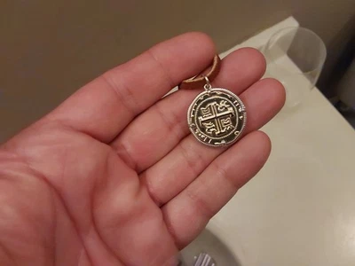 Collar Réplica Doble Moneda Naufragio Color Dorado Marrón 20" Cuero Cordón Foto 1 de 4