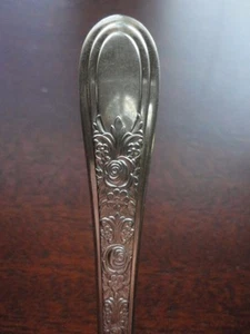 ROSE & LEAF 1937 SILVERWARE NATIONAL SILVER CO FLATWARE Butter Spreader 5-3/4"L - Picture 1 of 6