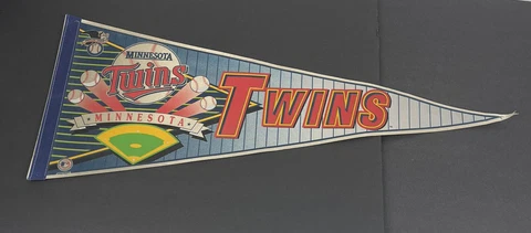 Vintage MLB Baseball Minnesota Twins Pennant WinCraft 30” Long Cover